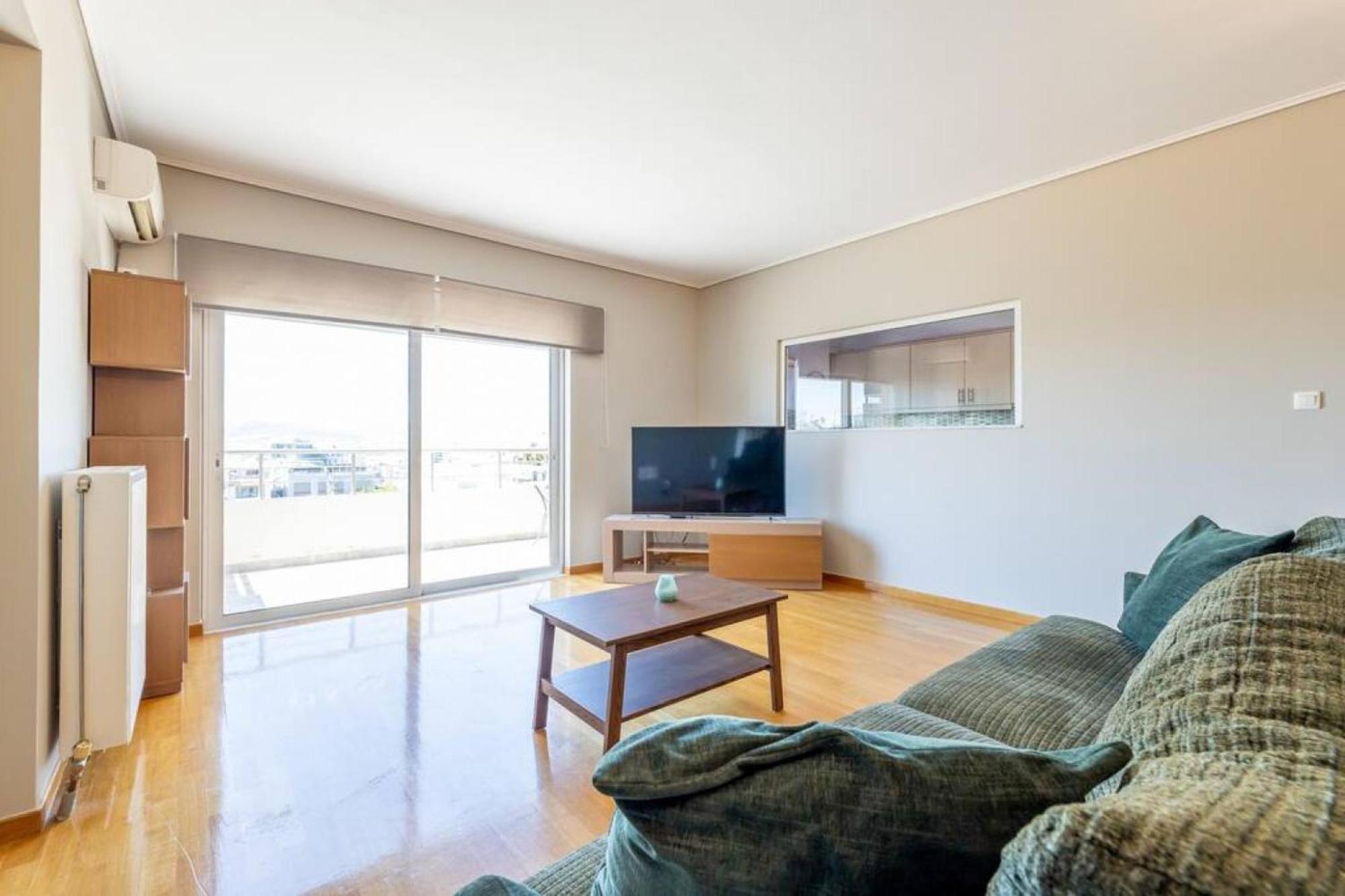 Apartment Petralona Dazzling Floor 1bdap